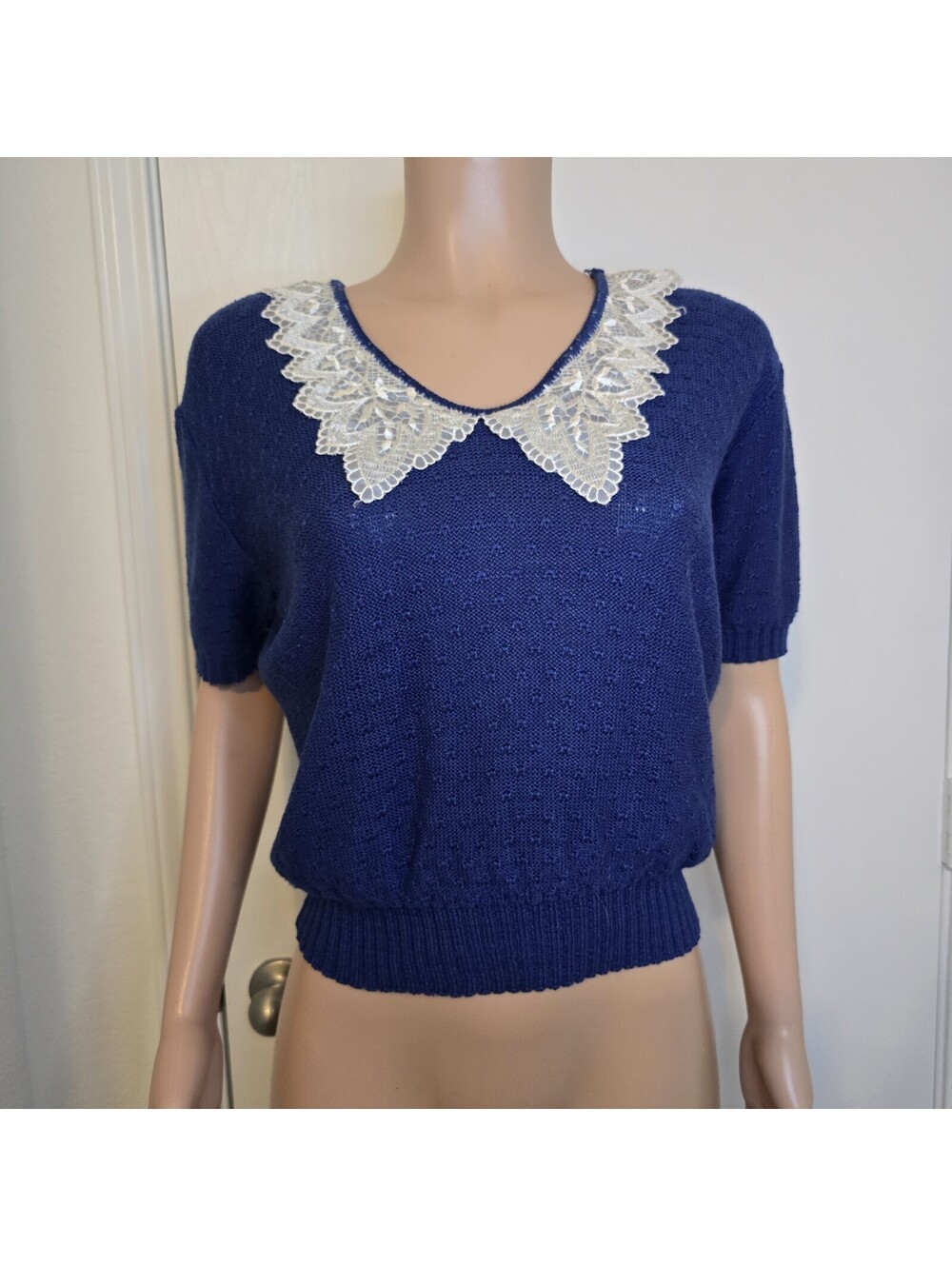 VTG Navy Blue Knit White Lace Collar Short Sleeve Sweater Retro Coquette Dainty